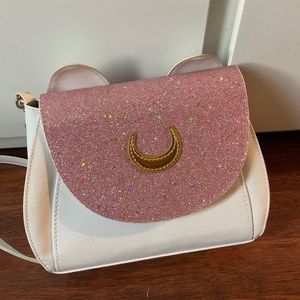 White sailor moon cat bag